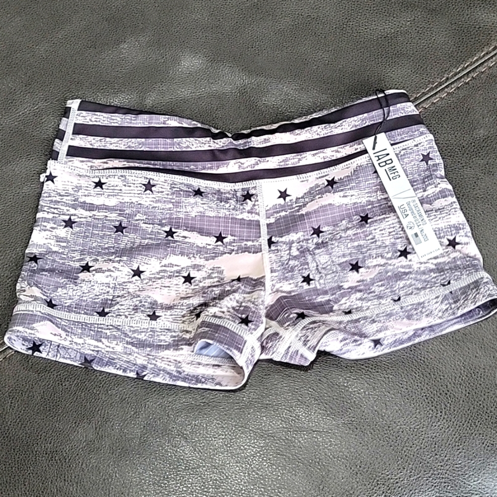 IAB no ride shorts